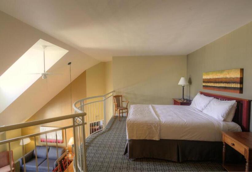 هتل Place Saint Bernard Mont Tremblant