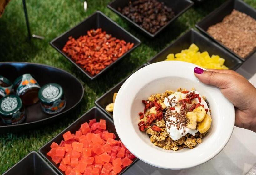 Protea Hotel Fire & Ice By Marriott Cape Town