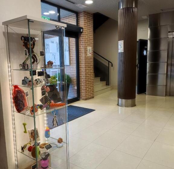 هتل Reston Valdemoro