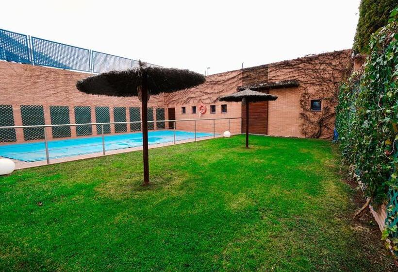 هتل Reston Valdemoro