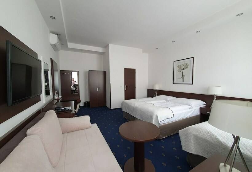 Fotos del hotel Royal Plaza:  9