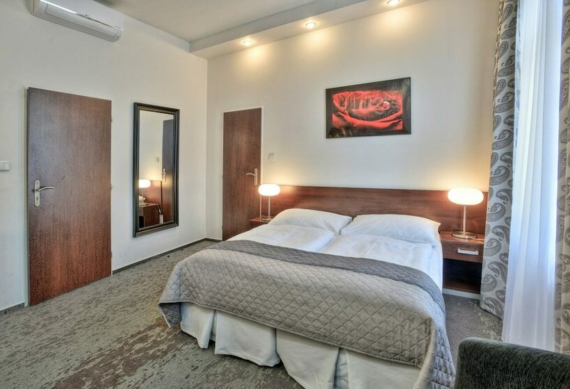 Fotos del hotel Royal Plaza:  5