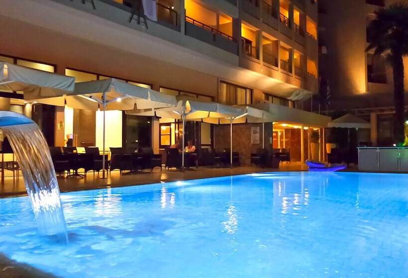 هتل Saint Constantin