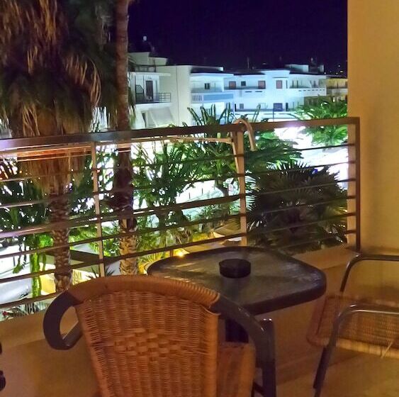 هتل Saint Constantin