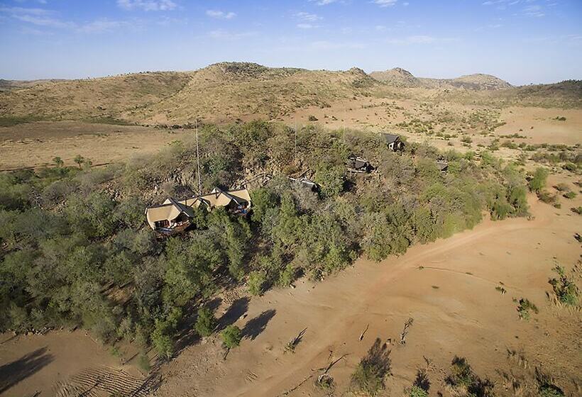 فندق Tshukudu Bush Lodge