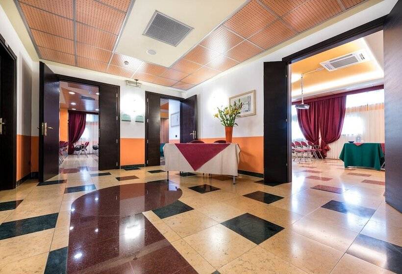 בית מלון כפרי West Point Airport