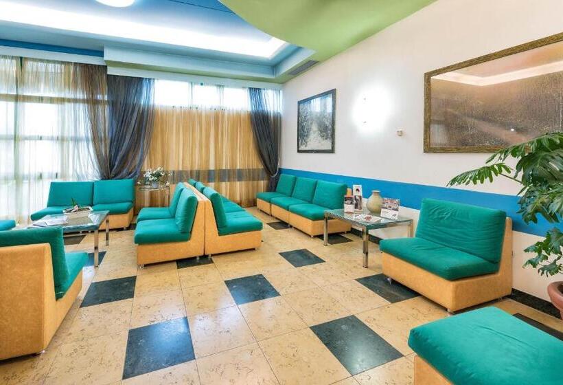 בית מלון כפרי West Point Airport