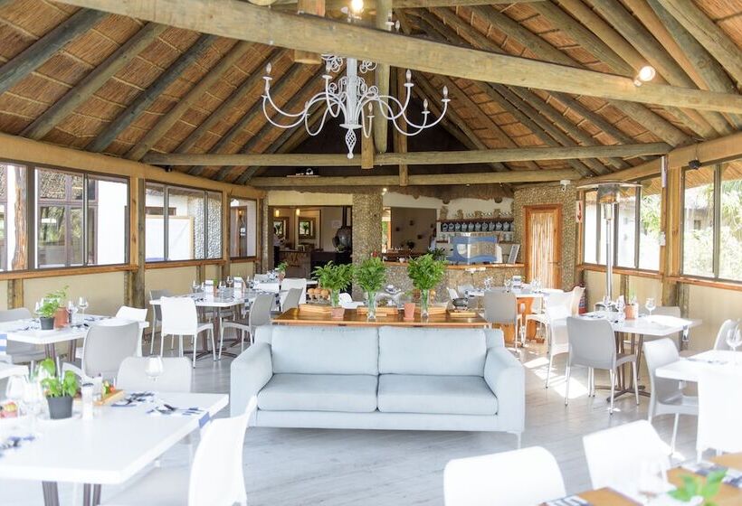 Whalesong Hotel & Spa