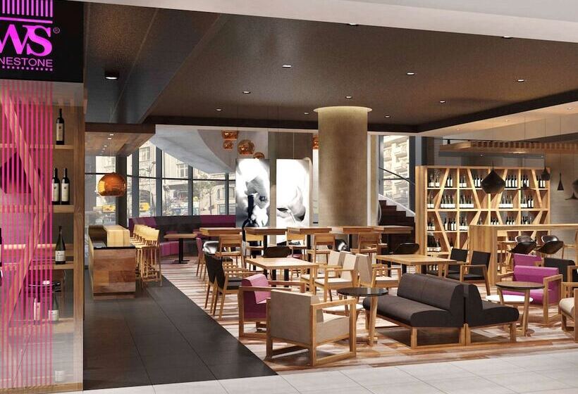 Fotos del hotel Novotel Bucharest City Centre:  14