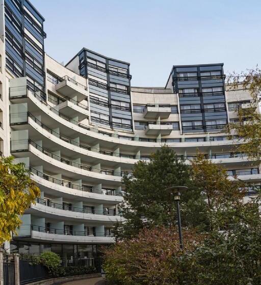 Residhome Courbevoie La Défense