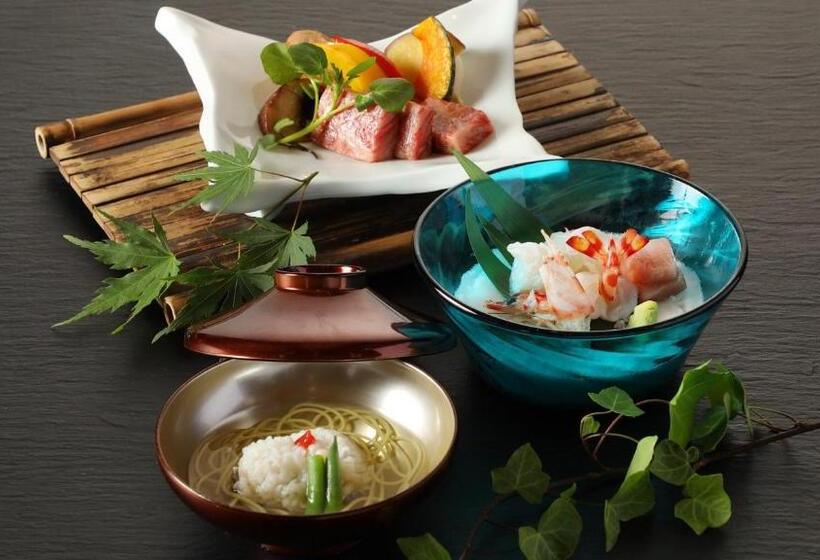 هتل Ana Crowne Plaza Okayama, An Ihg