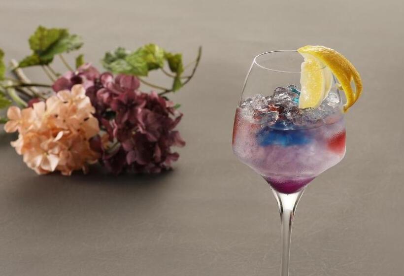 هتل Ana Crowne Plaza Okayama, An Ihg