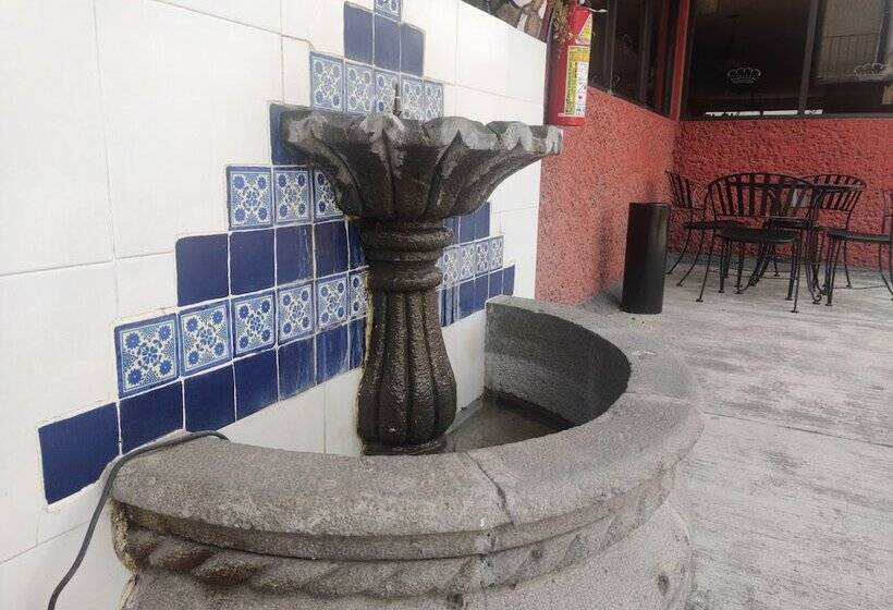 هتل Aristos Express Huejotzingo
