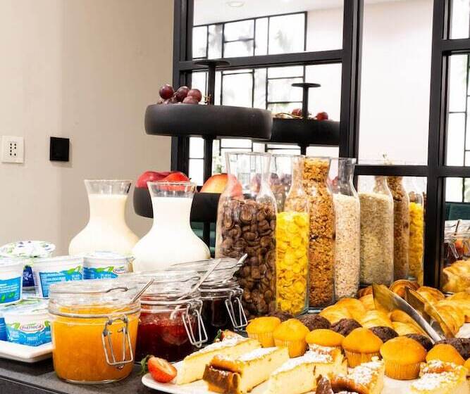 Fotos del hotel Ascot Premium:  42