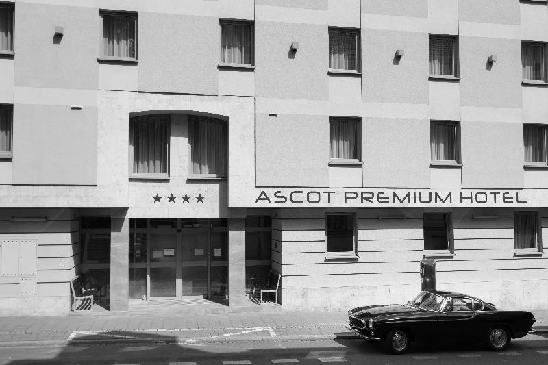 هتل Ascot Premium