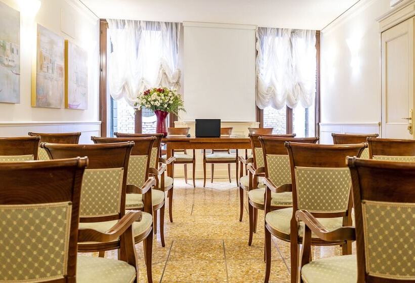 Fotos del hotel Bella Venezia:  40