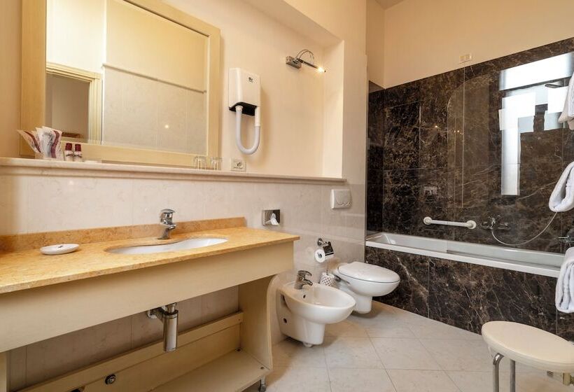 Fotos del hotel Bella Venezia:  55