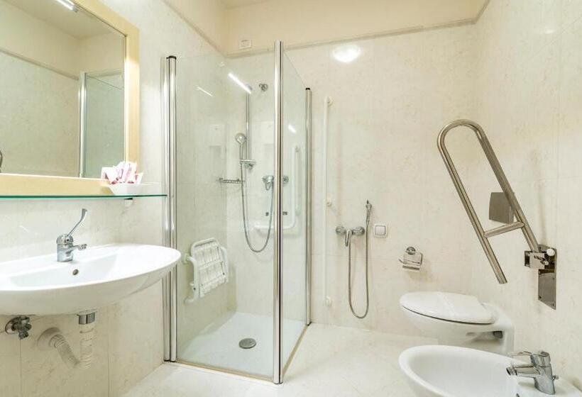 Fotos del hotel Bella Venezia:  30