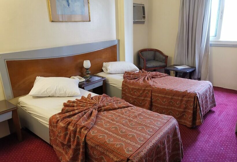 Fotos del hotel Caroline Crillon:  9