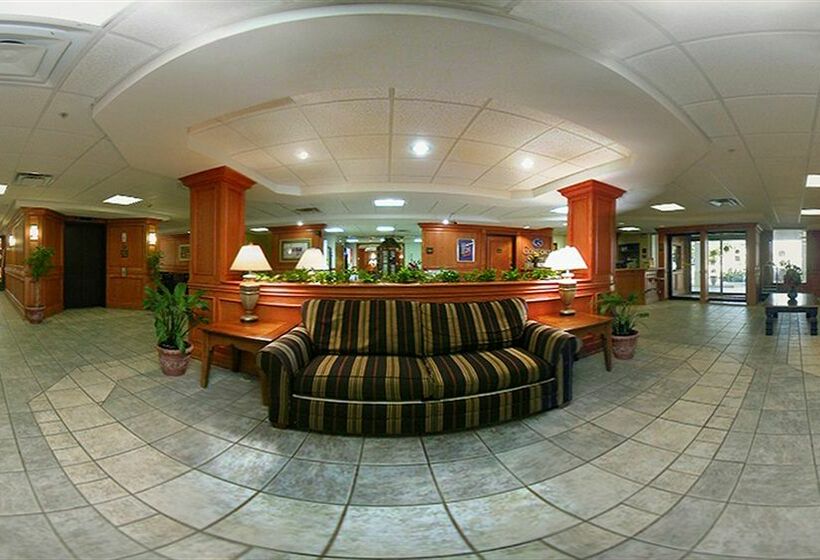 בית מלון כפרי Comfort Suites University