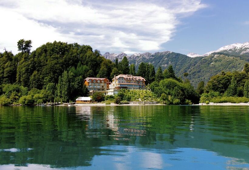 ホテル Correntoso Lake & River