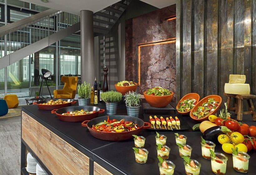 Fotos del hotel Courtyard By Marriott Berlin City Center:  23