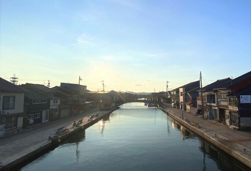 هتل Ana Crowne Plaza Toyama, An Ihg