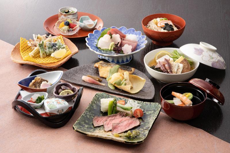 هتل Ana Crowne Plaza Toyama, An Ihg