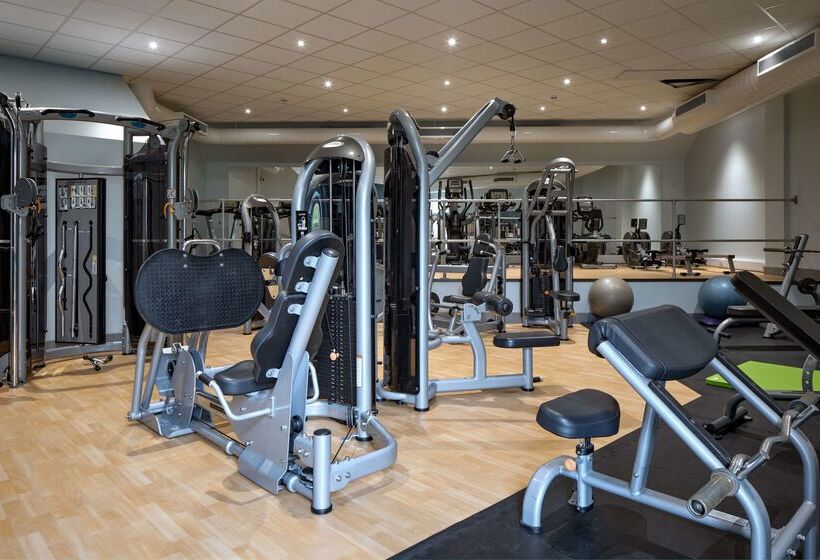 فندق Doubletree By Hilton London Elstree