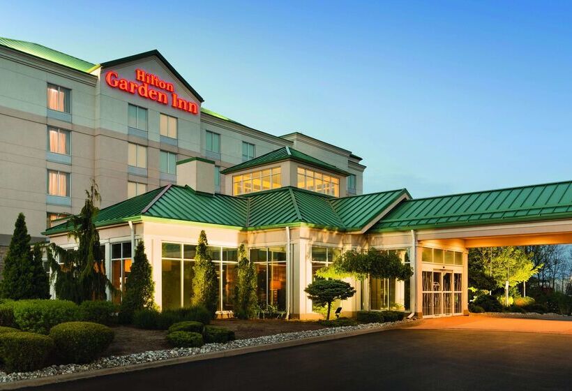 هتل Hilton Garden Inn Niagaraonthelake