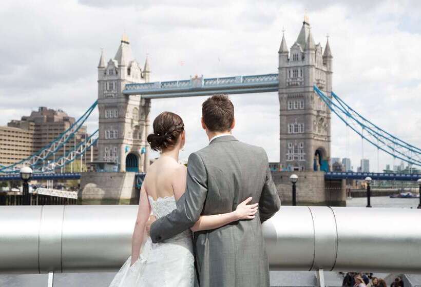 هتل Hilton London Tower Bridge