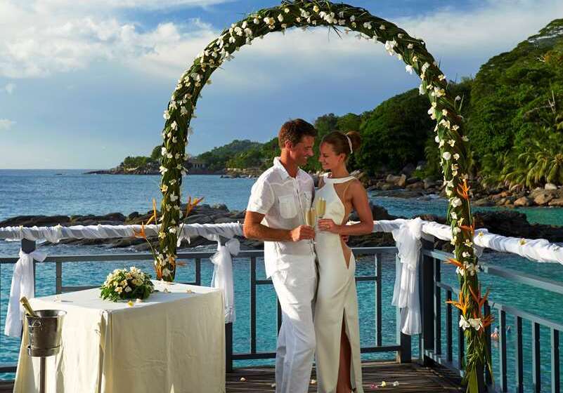 هتل Hilton Seychelles Northolme Resort & Spa