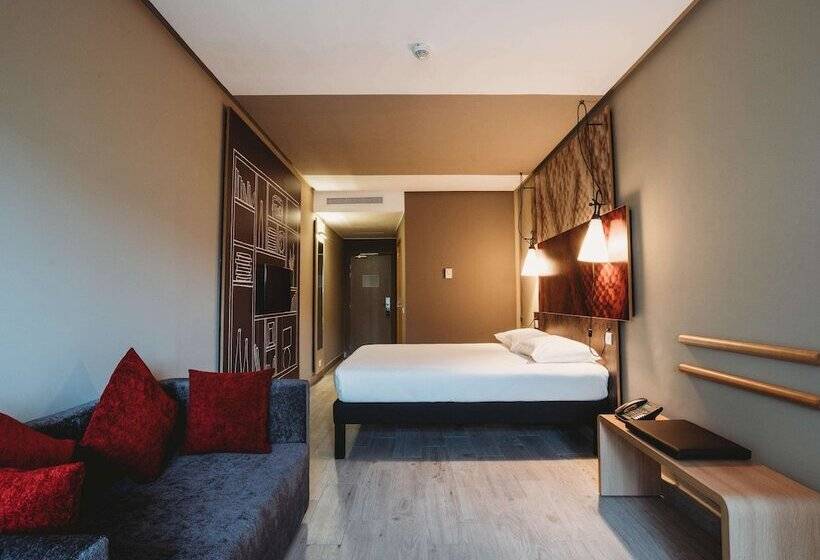 هتل Ibis Casa Sidi Maarouf