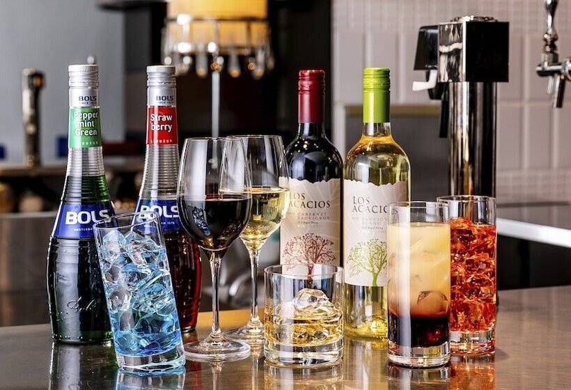 בית מלון כפרי Jal City Kannai Yokohama