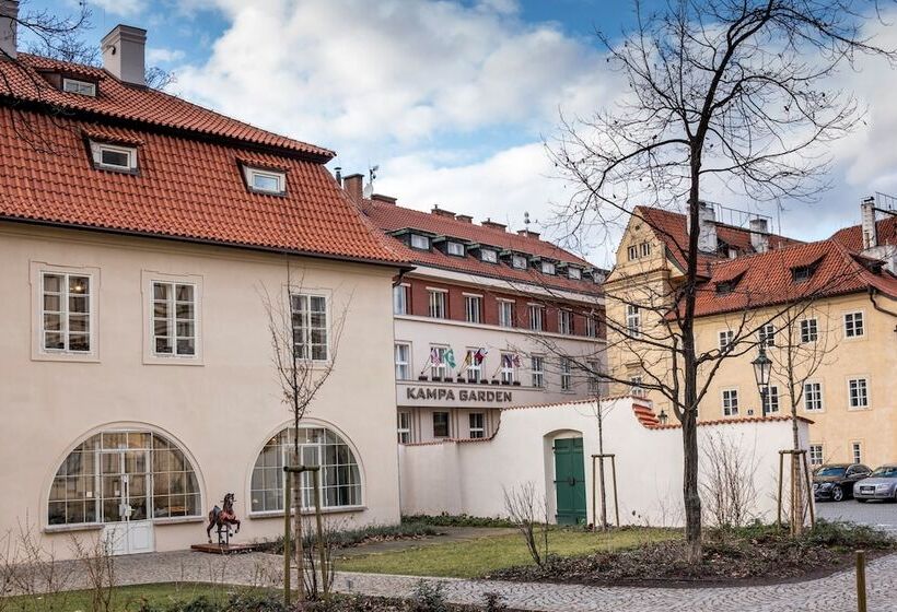 Fotos del hotel Kampa Garden:  13