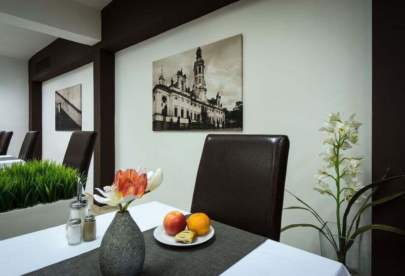 Fotos del hotel Kampa Garden:  16