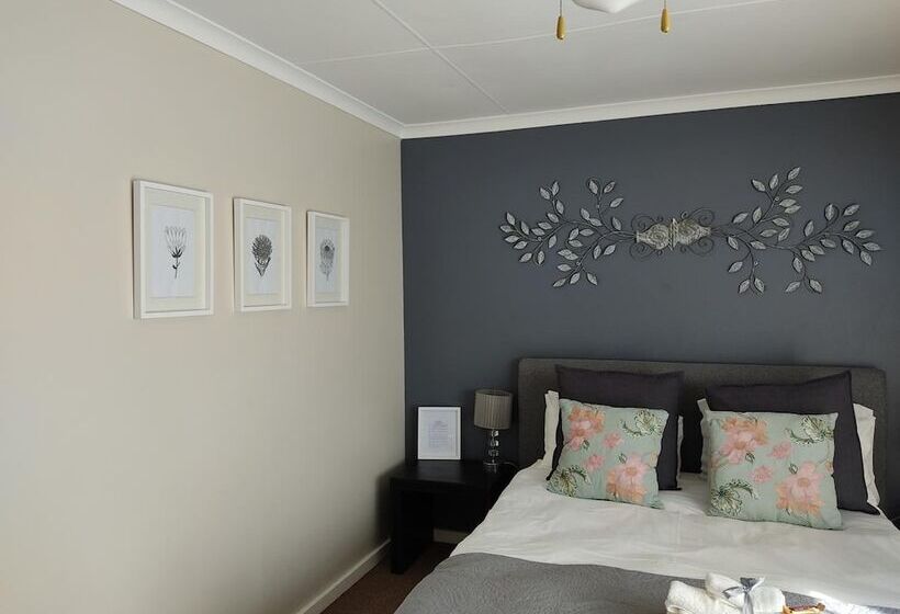 בית מלון כפרי Palm Beach Guesthouse