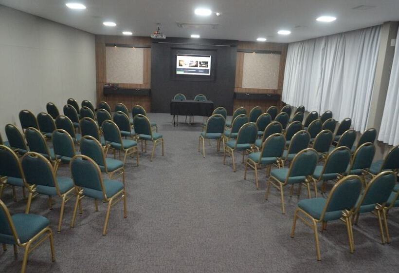 هتل Premium Vila Velha Ponta Grossa