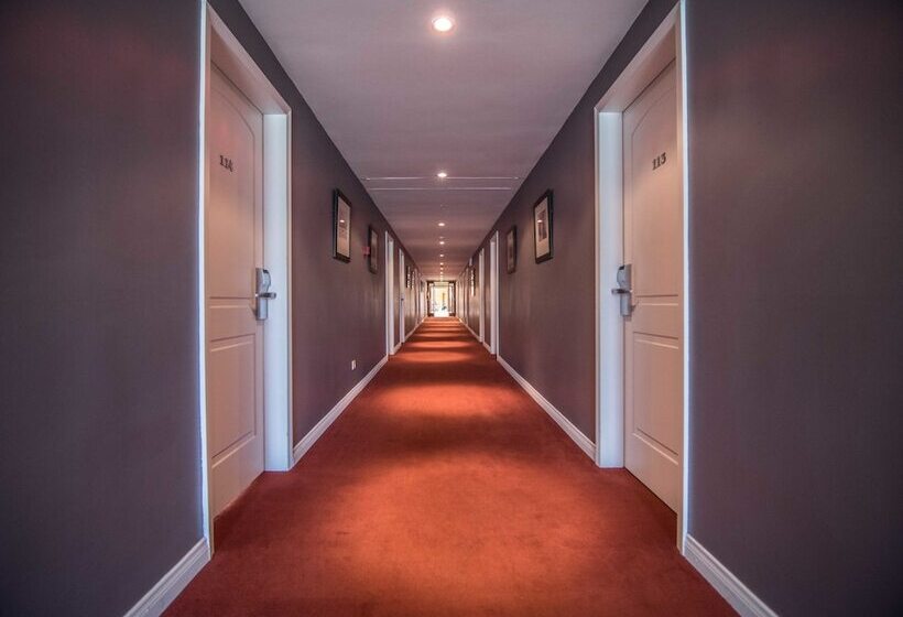 Fotos del hotel Rochester Calafate:  2