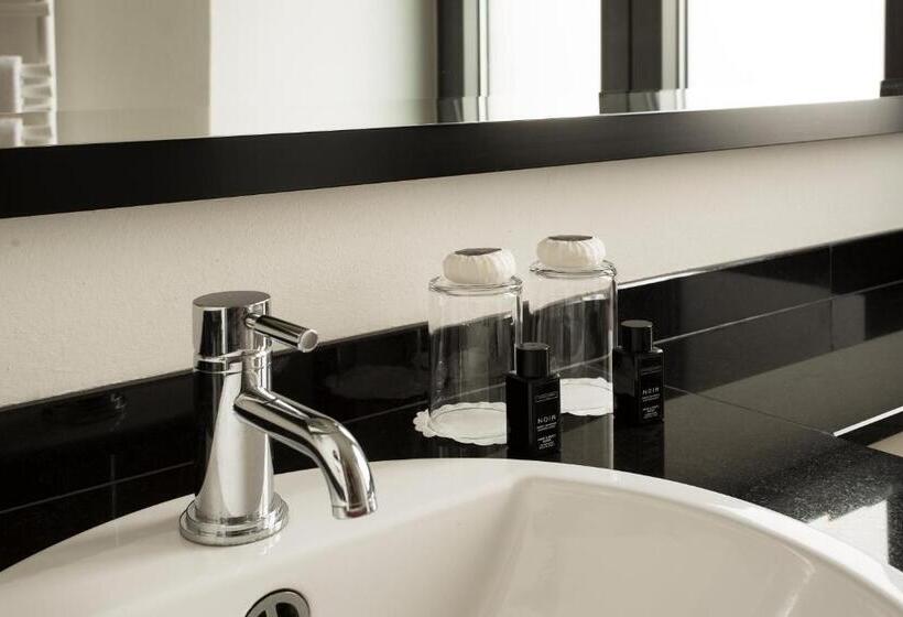 Fotos del hotel Townhouse:  30