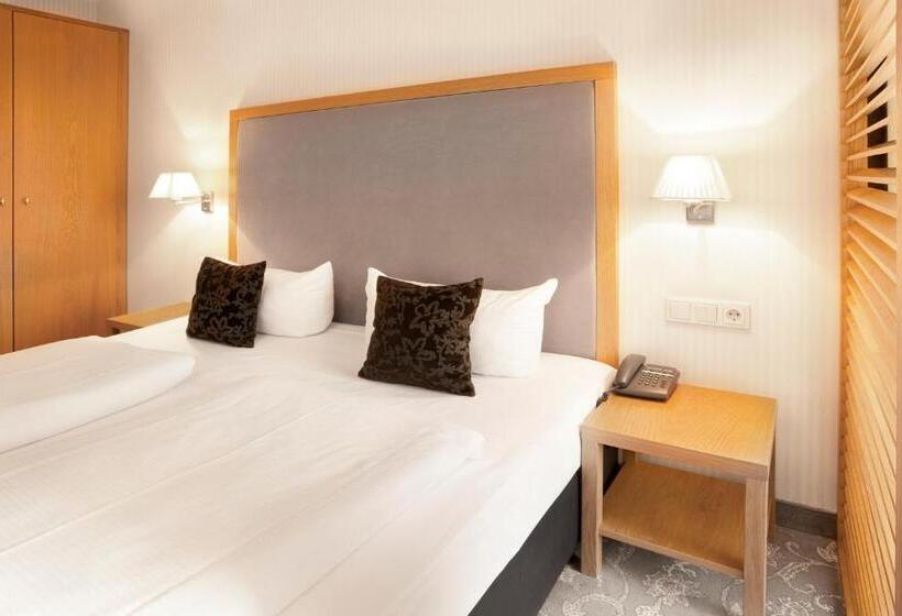 Fotos del hotel Townhouse:  6