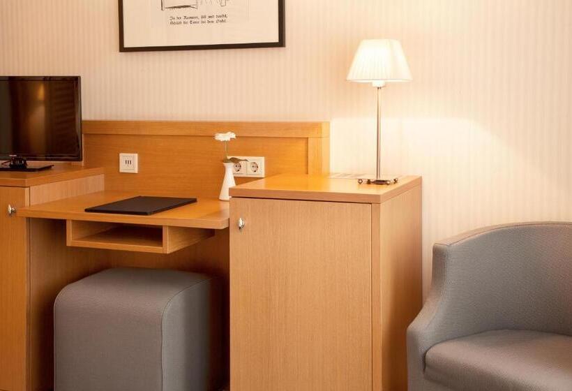 Fotos del hotel Townhouse:  8