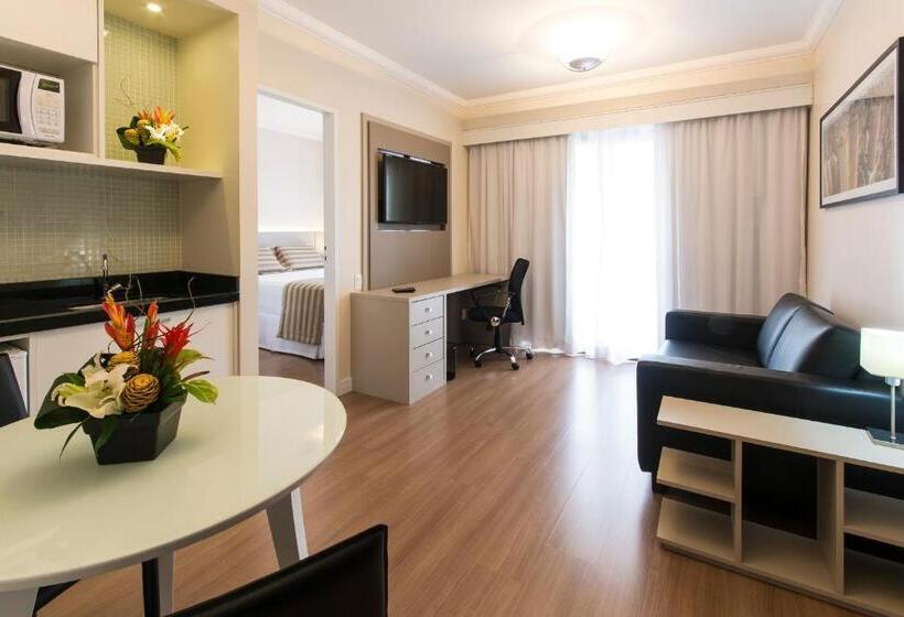 בית מלון כפרי Tsue The Palace Flat