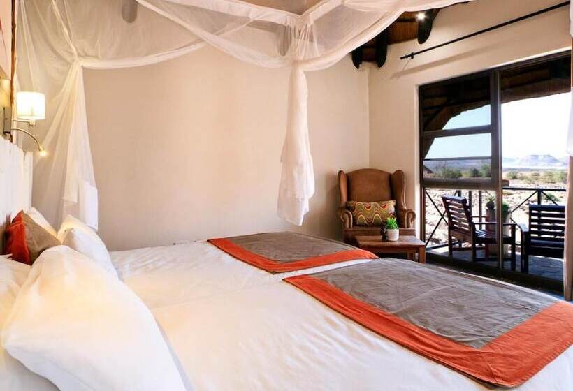 Hotel Twyfelfontein Country Lodge