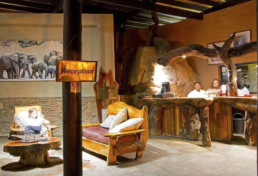 Hotel Twyfelfontein Country Lodge