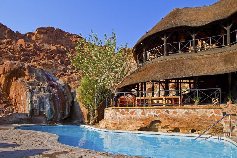 Hotel Twyfelfontein Country Lodge
