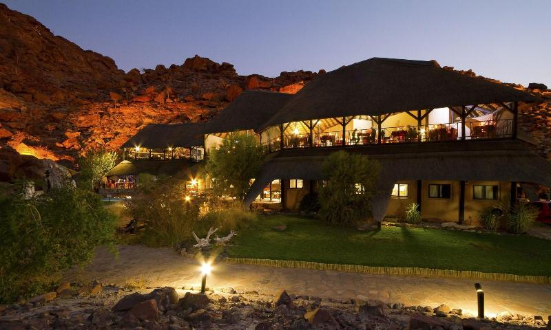 Hotel Twyfelfontein Country Lodge
