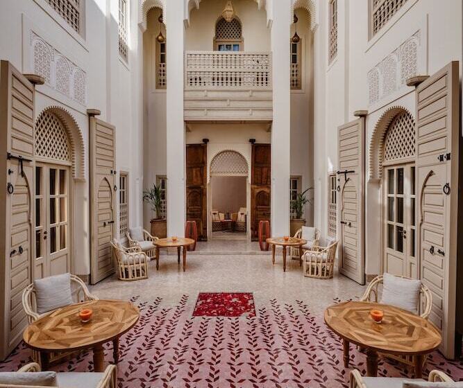72 Riad