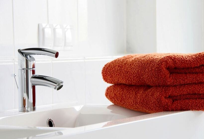 Caloundra Central Apartment Hotel Official