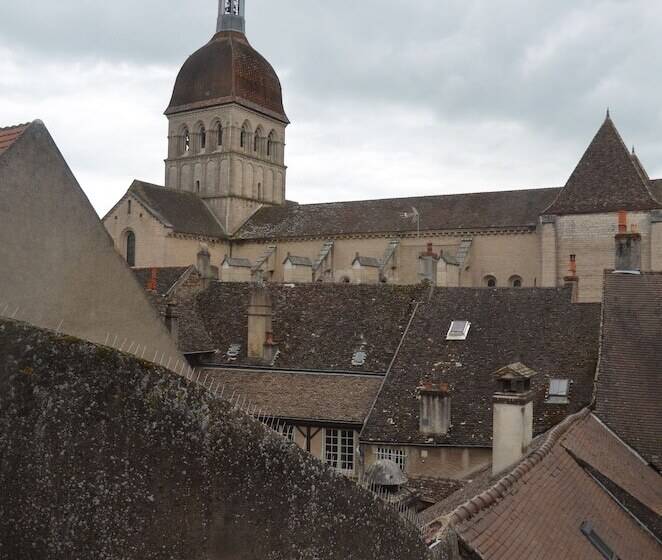 هتل Abbaye De Maizieres